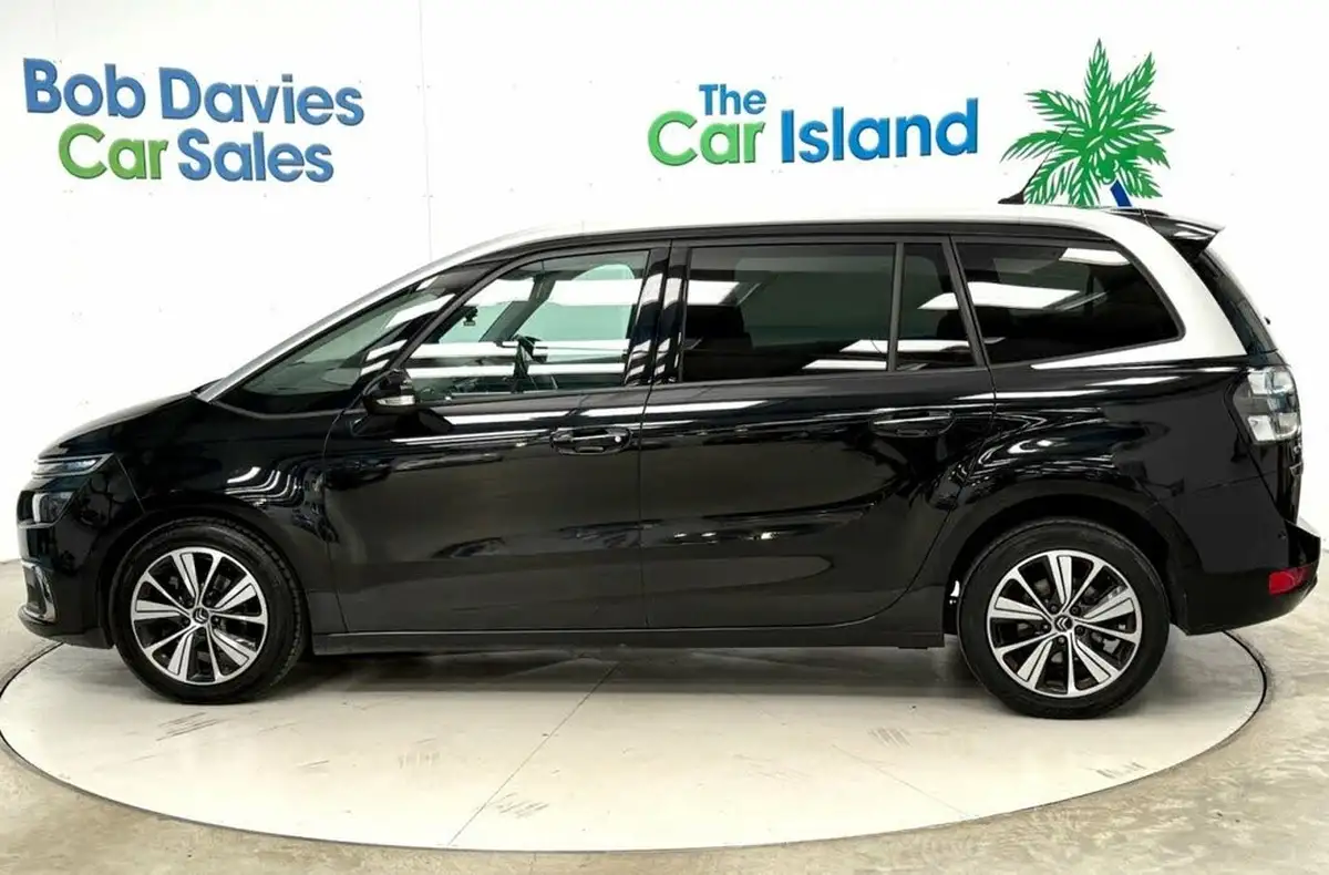 2017-citroen-grand-c4-picasso-16bluehdi-flair-big-5
