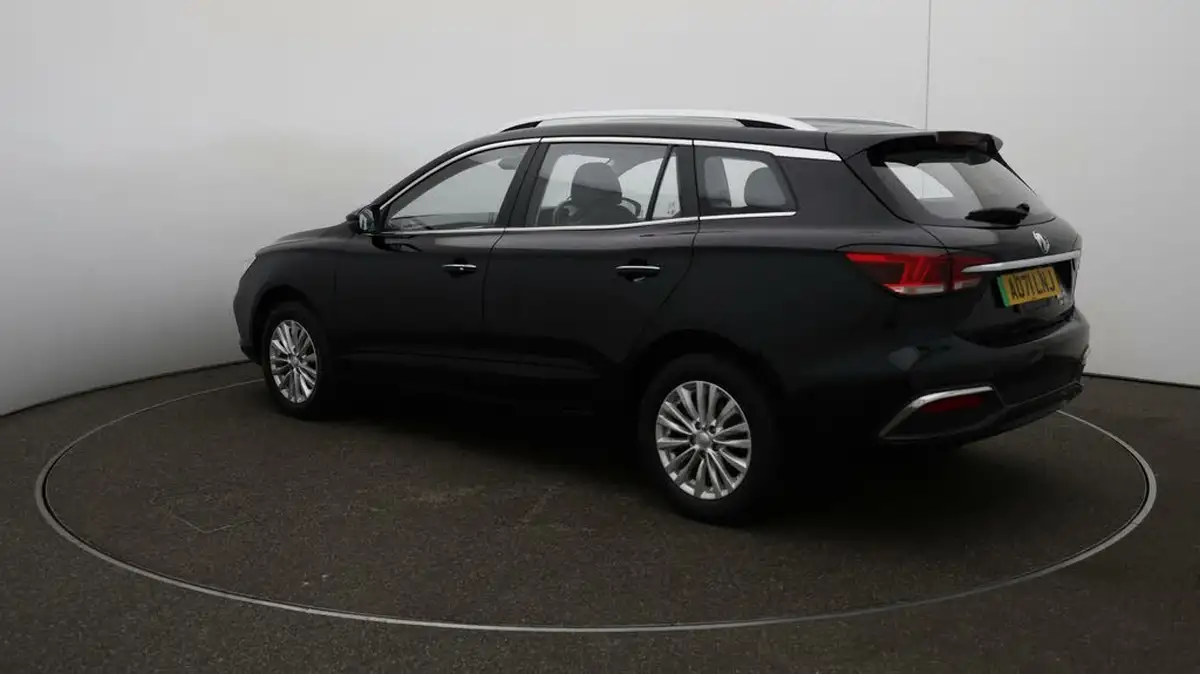 2021-mg-mg5-e-exclusive-ev-big-5