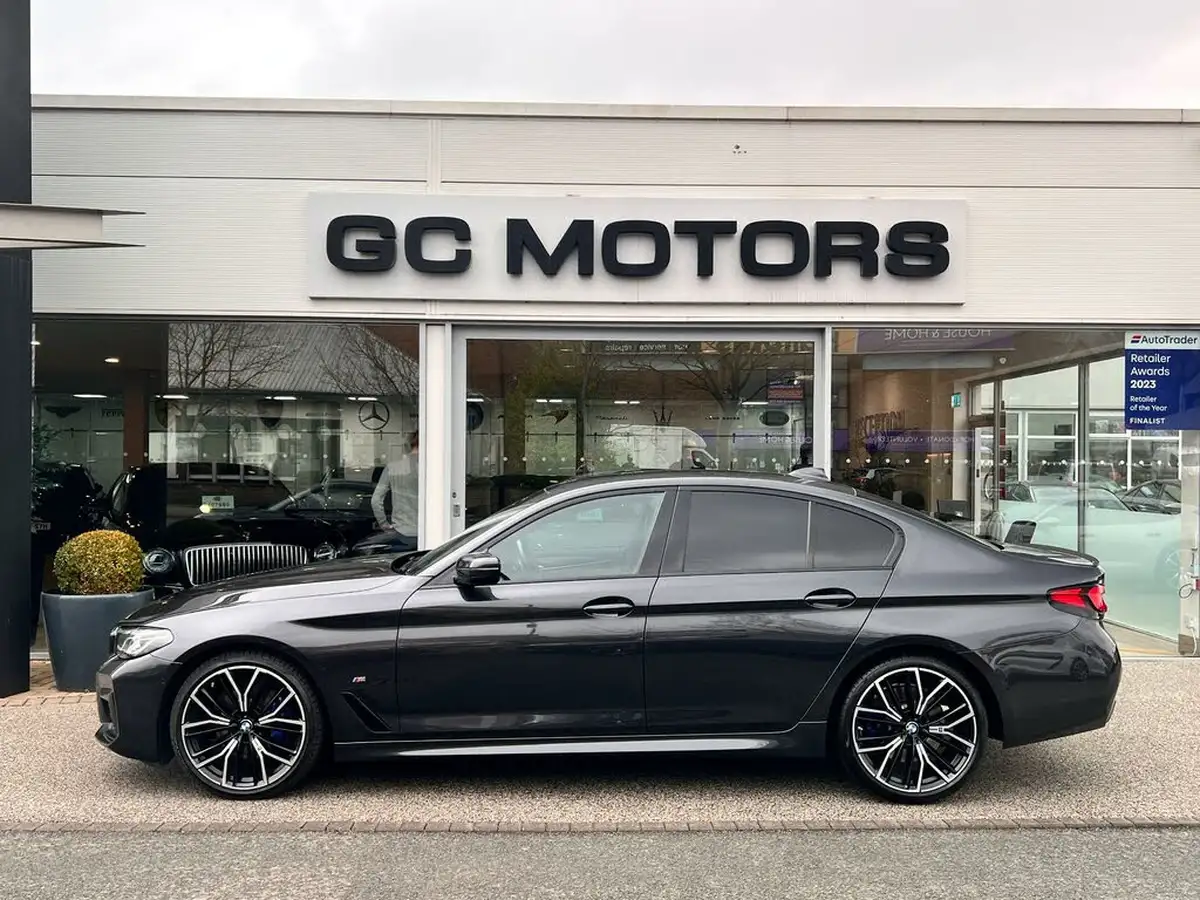 2022-bmw-5-series-20td-520d-xdrive-m-sport-mht-saloon-4d-big-4