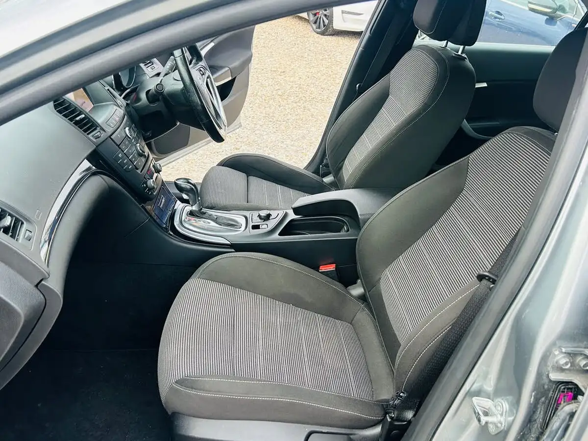 2011-vauxhall-insignia-20td-sri-vx-line-20cdti-16v-160ps-hatchback-5d-1956cc-auto-big-11