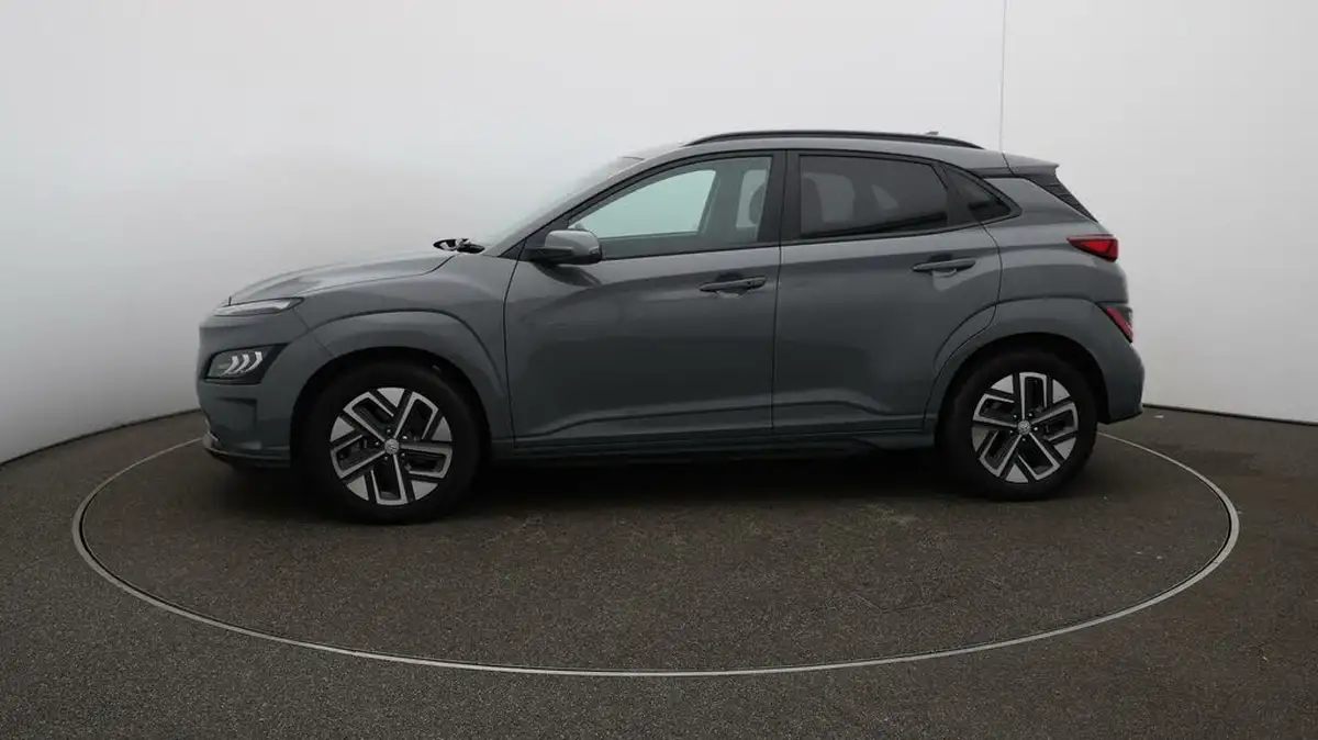 2022-hyundai-kona-e-ultimate-big-67