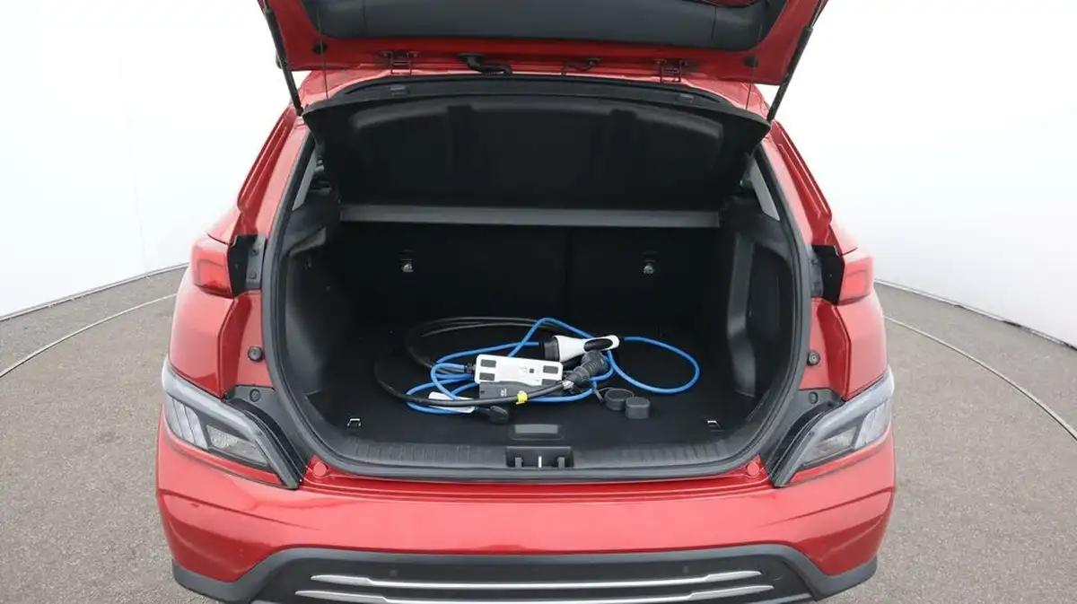 2022-hyundai-kona-e-premium-204ps-64kwh-7kw-obc-big-17