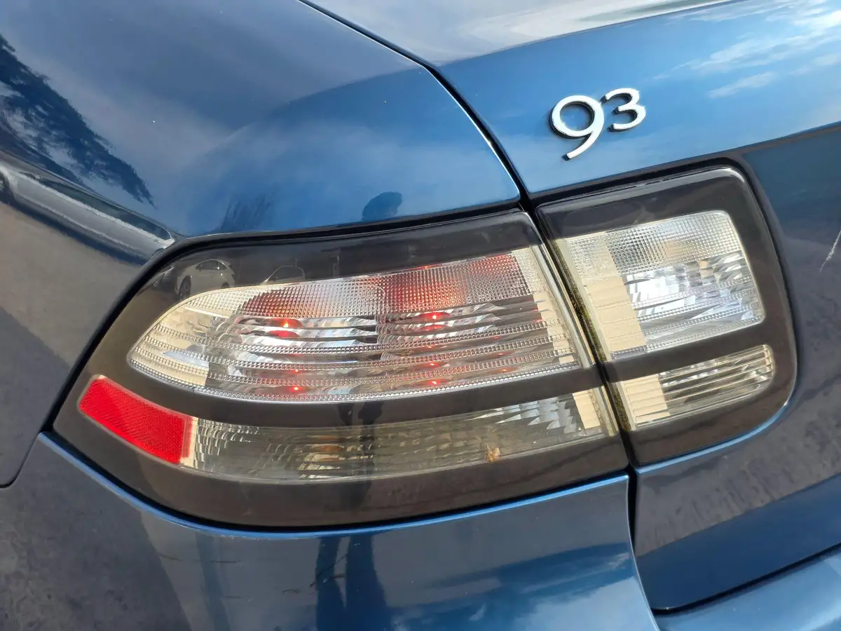 2007-saab-9-3-19td-vector-sport-150ps-saloon-4d-auto-big-30