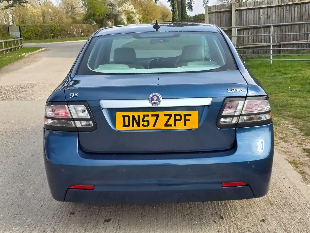 2007-saab-9-3-19td-vector-sport-150ps-saloon-4d-auto-big-4