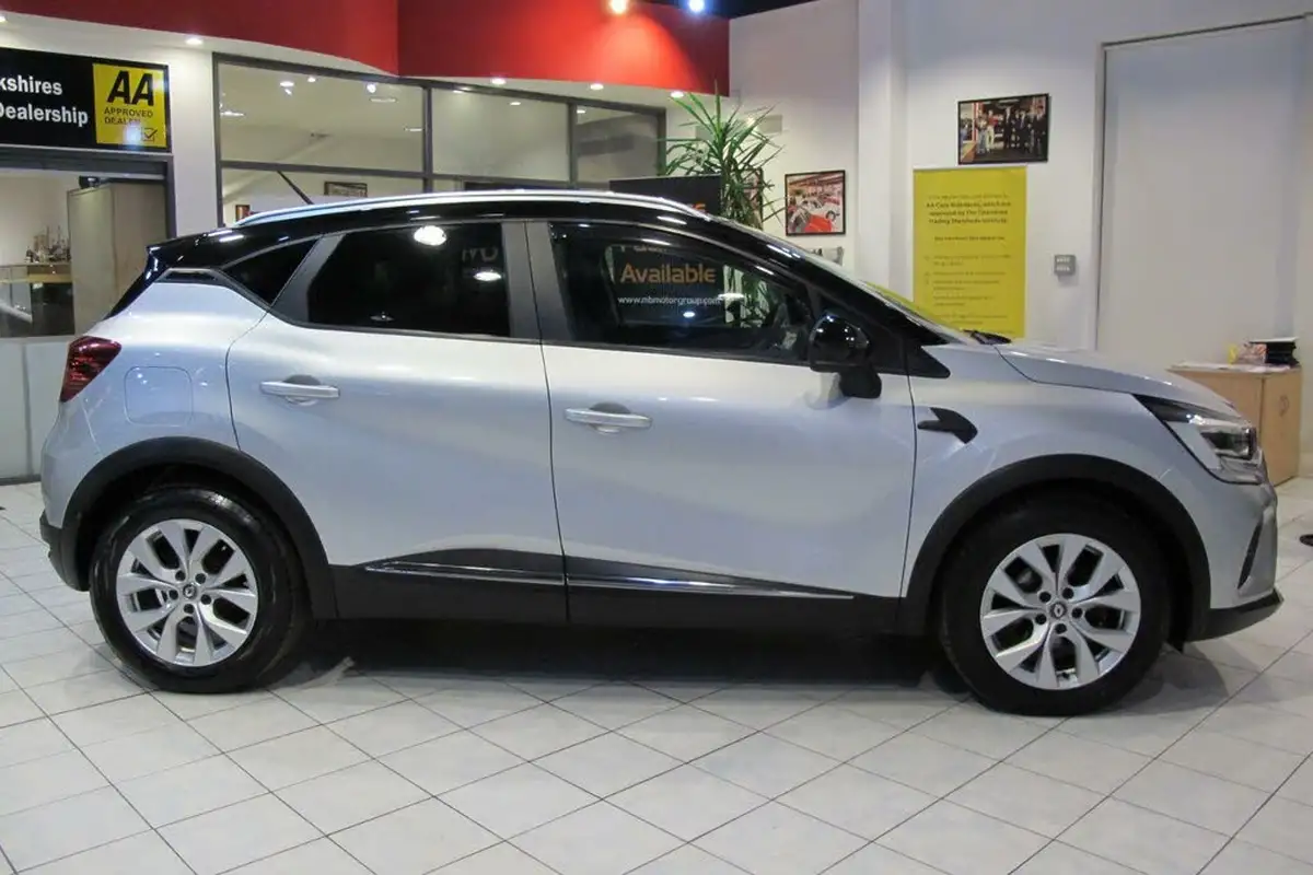2020-renault-captur-13-tce-iconic-130bhp-big-2