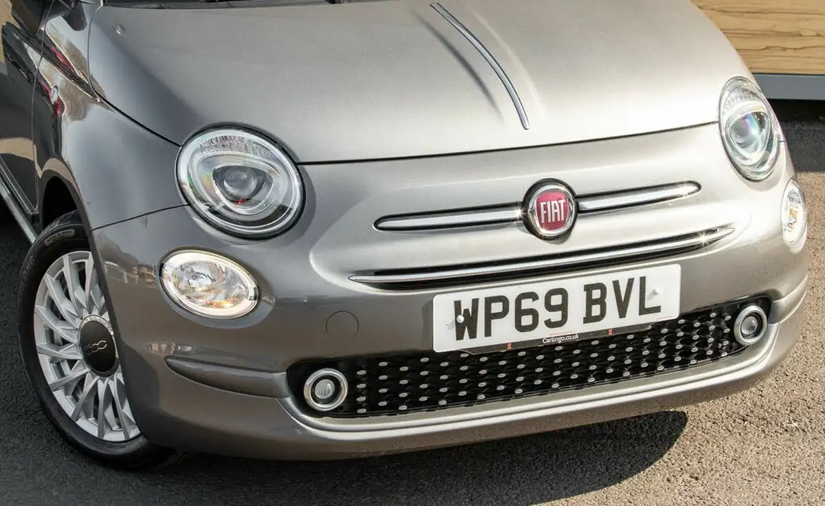 2019-fiat-500-12-lounge-big-10