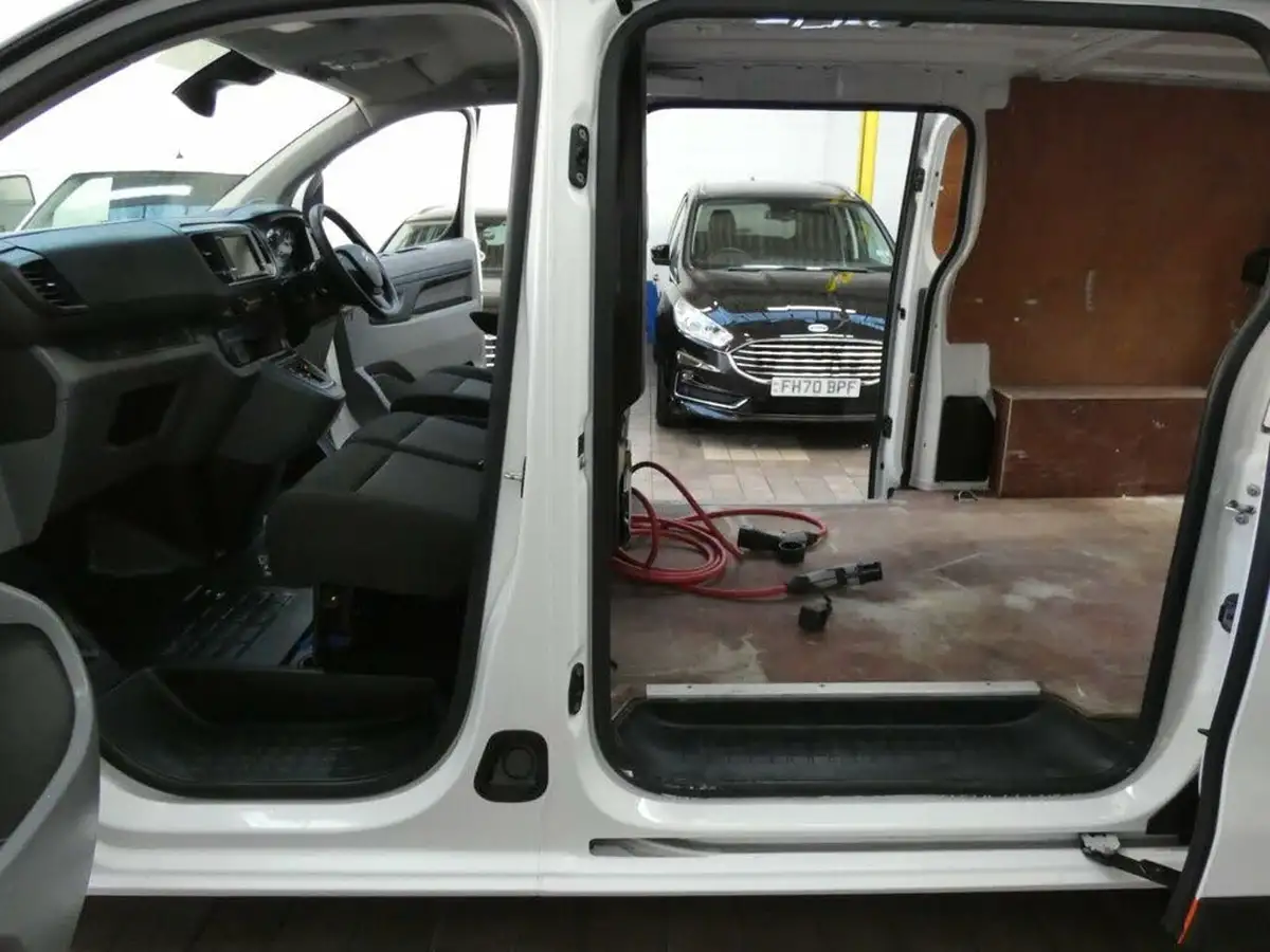 2022-citroen-dispatch-e-enterprise-pro-m-75kwh-1000-panel-big-64