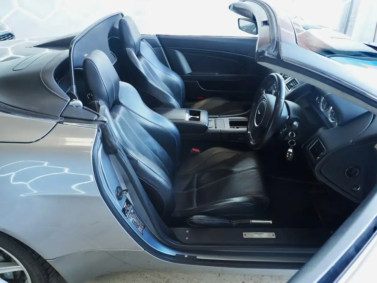 2008-aston-martin-vantage-43-convertible-sportshift-big-21