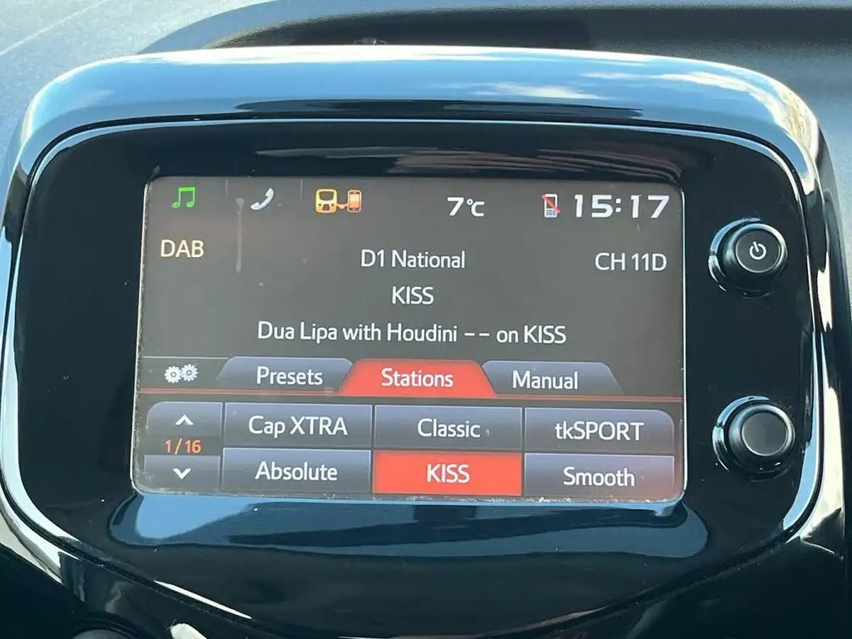 2016-citroen-c1-12-puretech-flair-82ps-5d-big-15