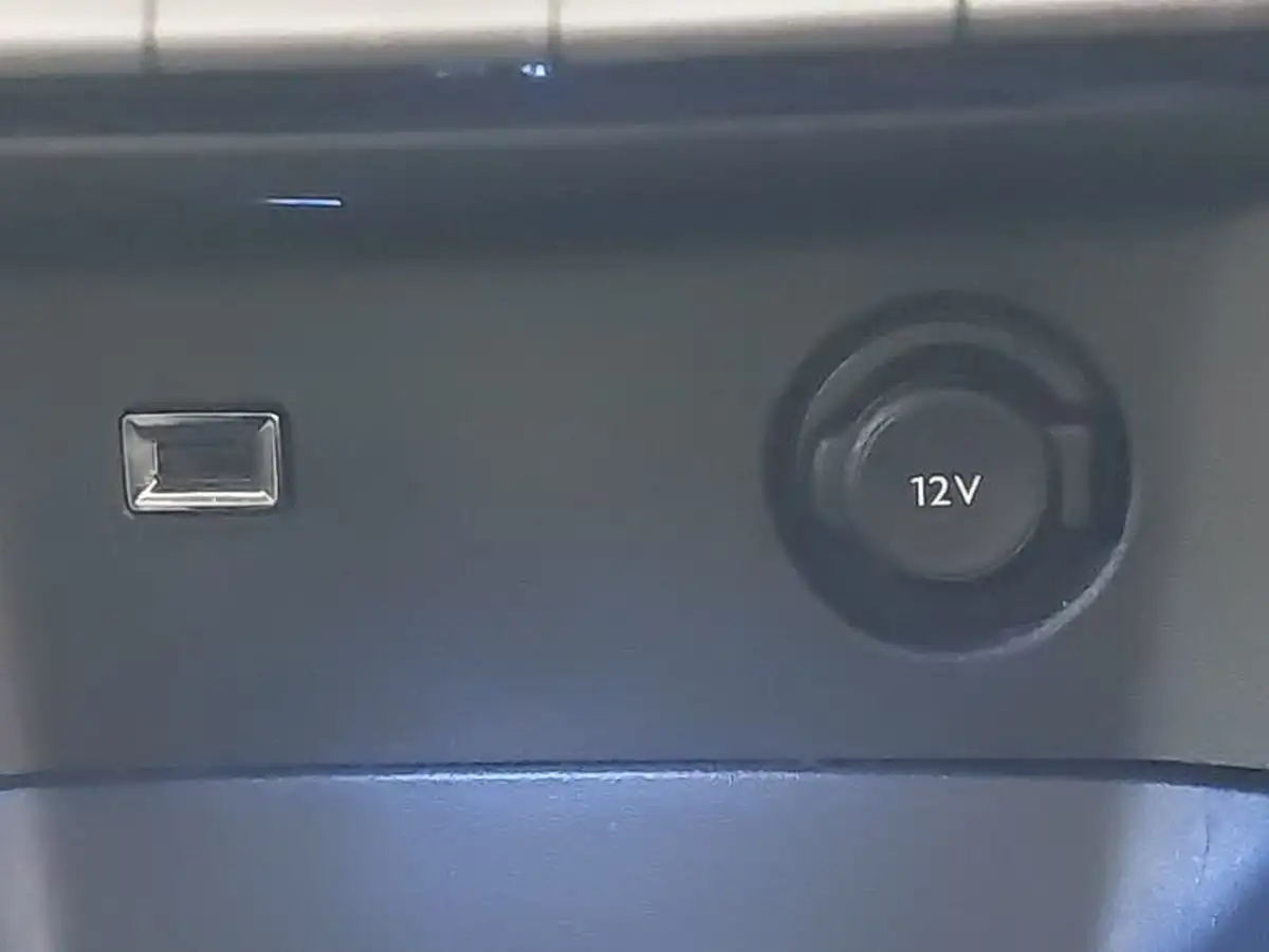 2019-peugeot-3008-suv-15-bluehdi-active-big-17