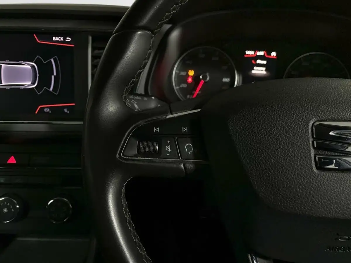 2019-seat-leon-15-tsi-evo-se-dynamic-hatchback-big-11