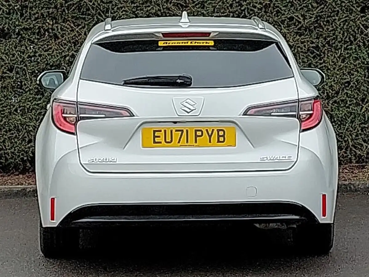 2021-suzuki-swace-18-sz-t-big-17