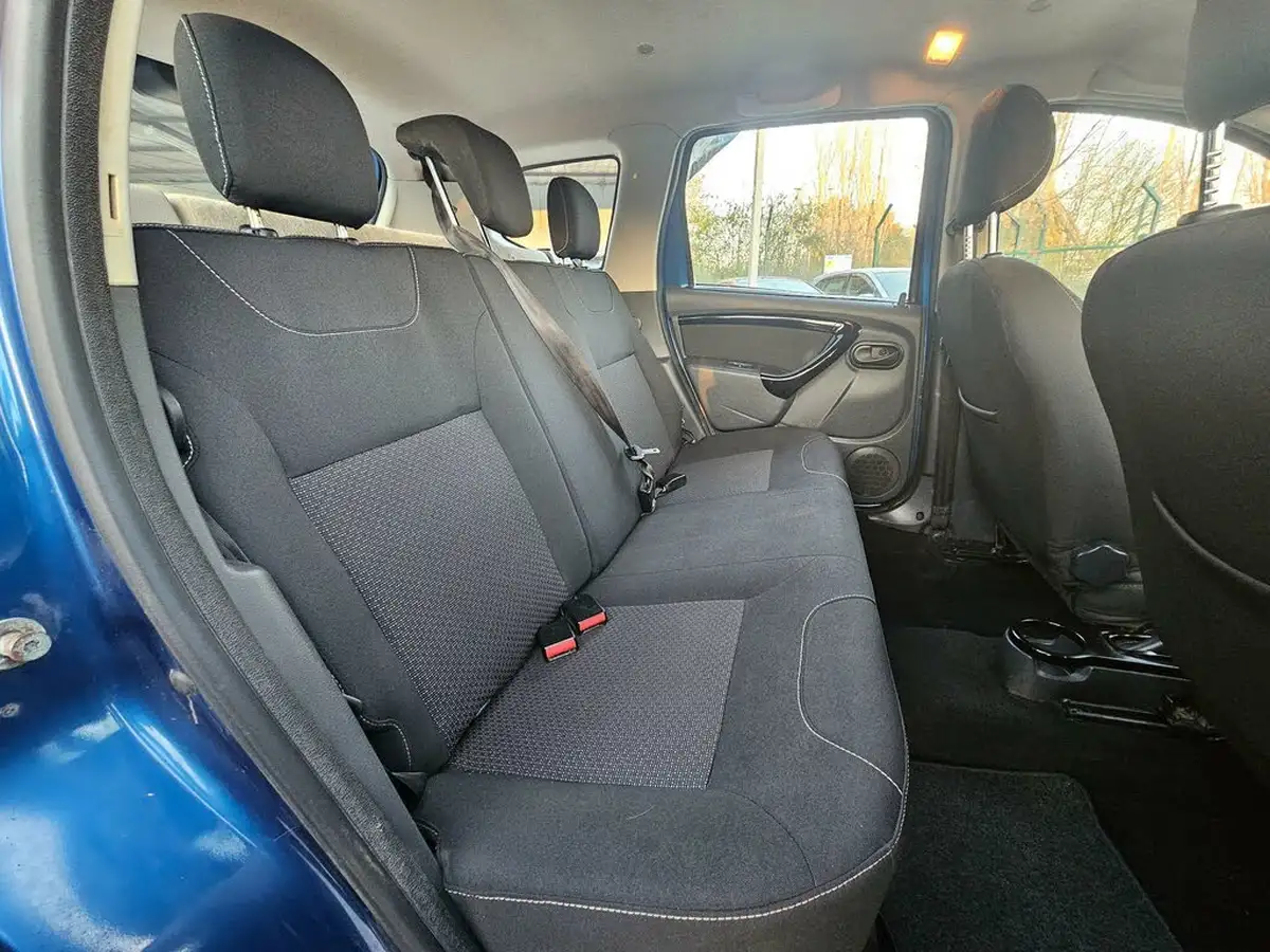 2013-dacia-duster-15d-laureate-107bhp-big-14