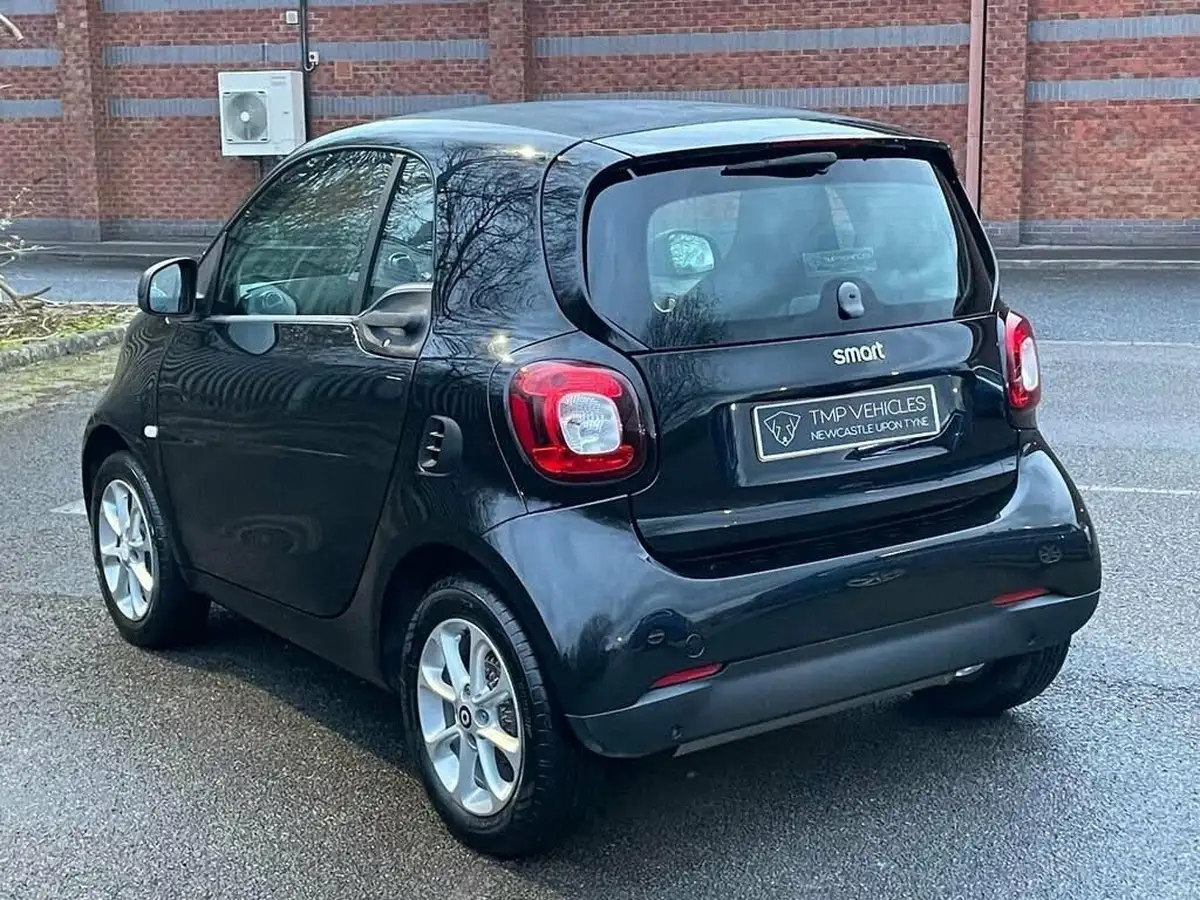 2018-smart-fortwo-10-passion-70bhp-ss-coupe-big-3