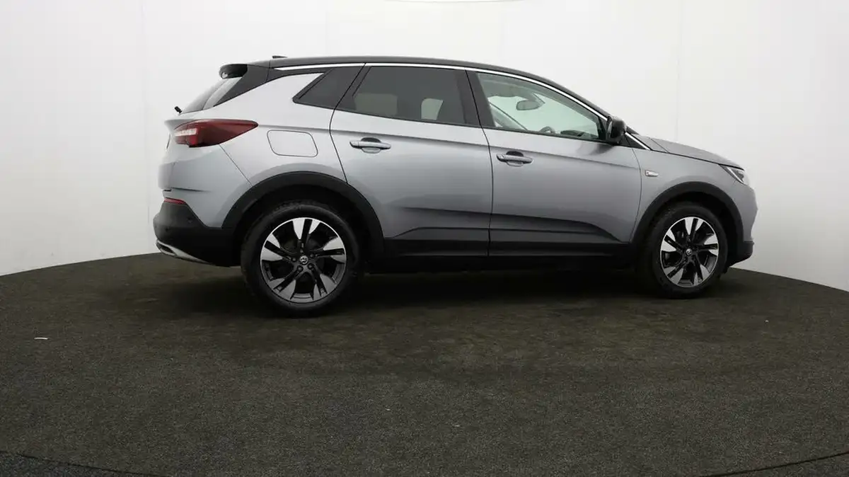 2020-vauxhall-grandland-x-12-sri-nav-auto-big-28