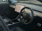 2020-tesla-model-3-e-performance-small-17
