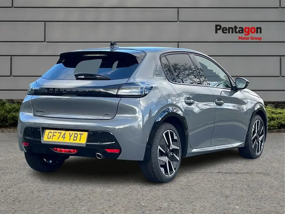 2024-peugeot-208-12-puretech-gt-100ps-big-3