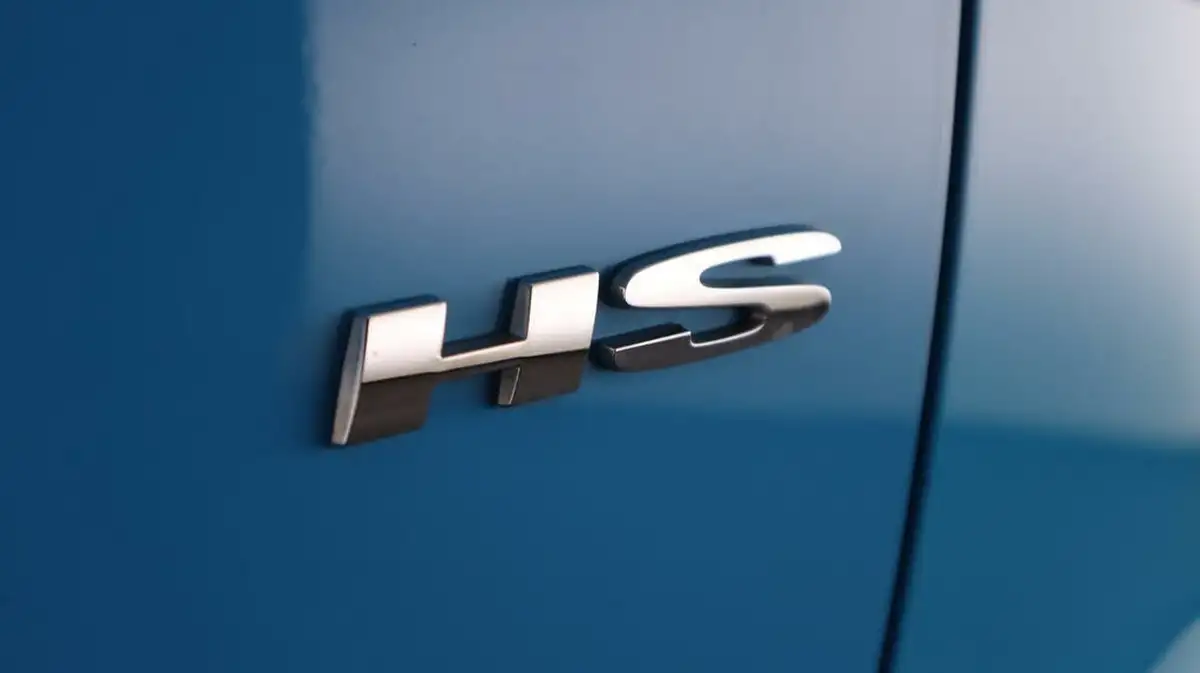 2022-mg-hs-15t-gdi-exclusive-162ps-big-21