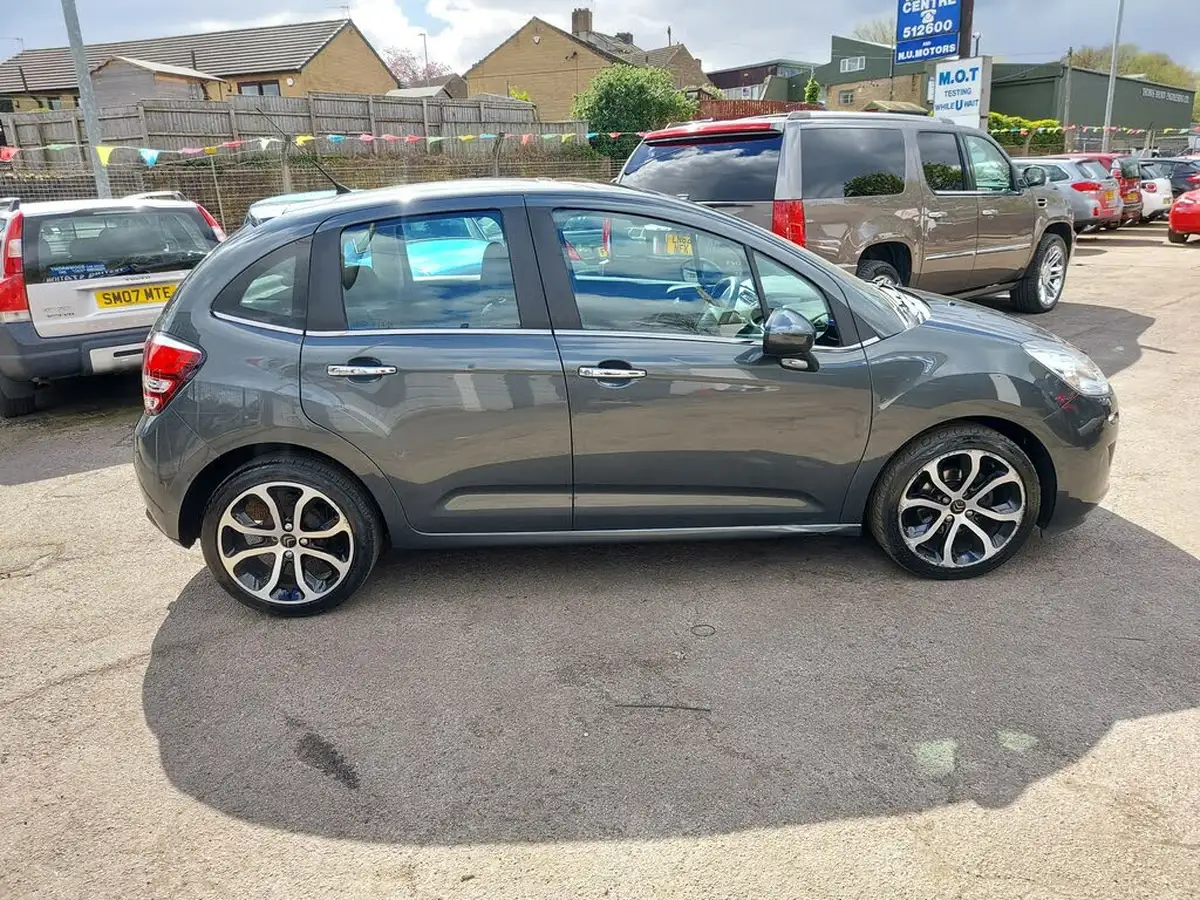2015-citroen-c3-12-selection-big-0