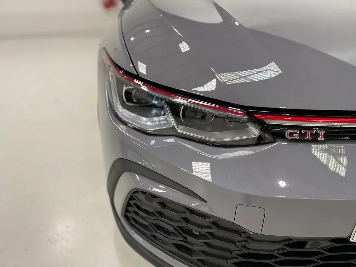 2024-volkswagen-golf-20-tsi-gti-245ps-big-7