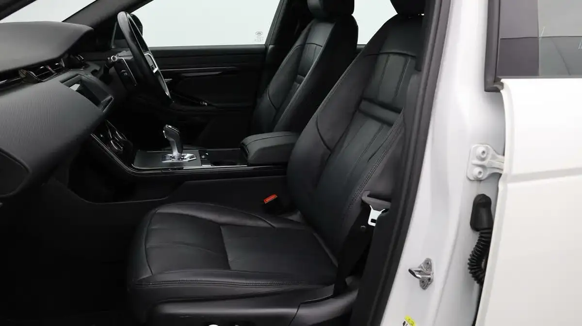 2021-land-rover-range-rover-evoque-15-p300e-r-dynamic-s-big-14