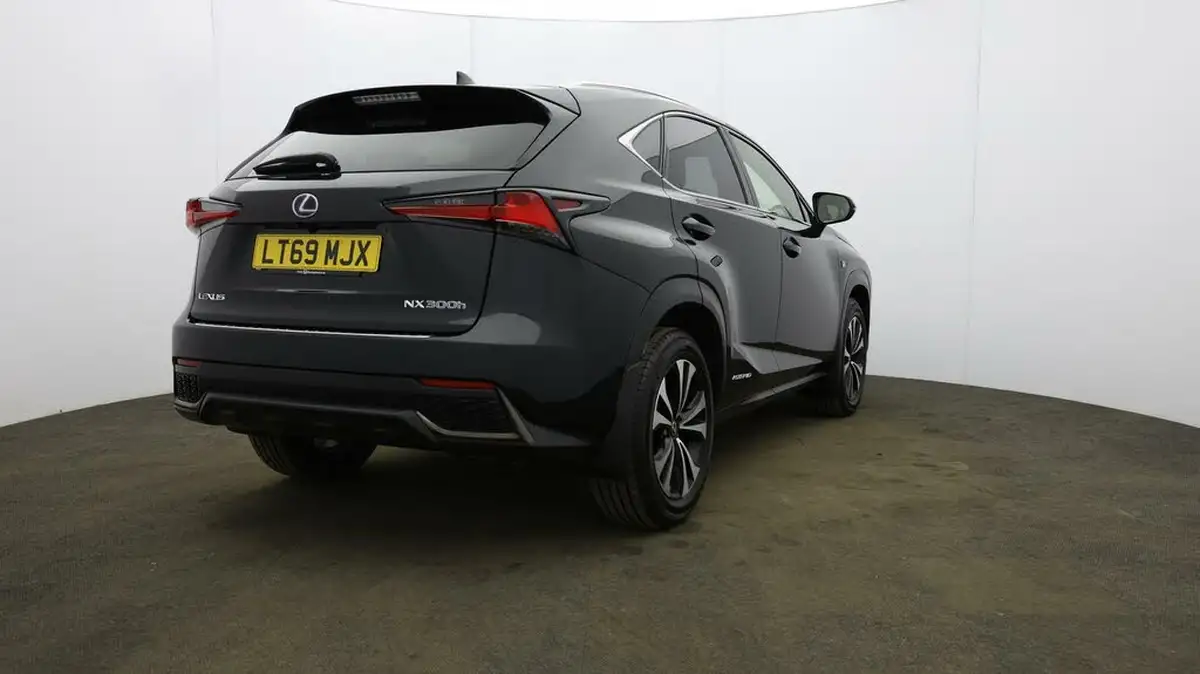2019-lexus-nx-300h-25-f-sport-panroof-big-59