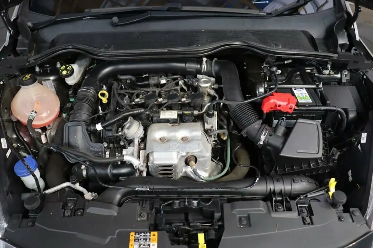 2019-ford-fiesta-10t-st-line-140ps-5d-big-15