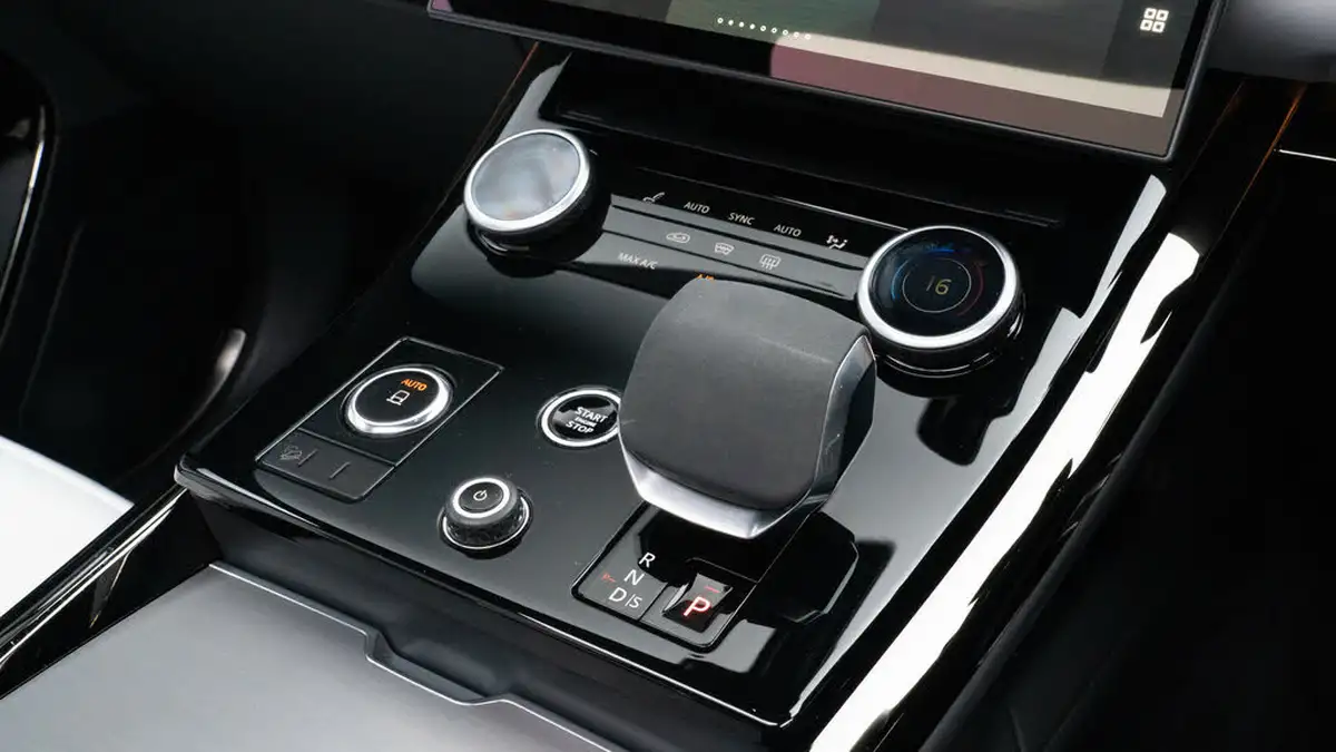 2023-land-rover-range-rover-sport-30-d300-dynamic-se-big-23