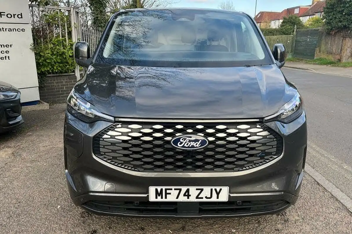 2024-ford-transit-custom-e-320-l1h1-limited-136ps-panel-van-big-24