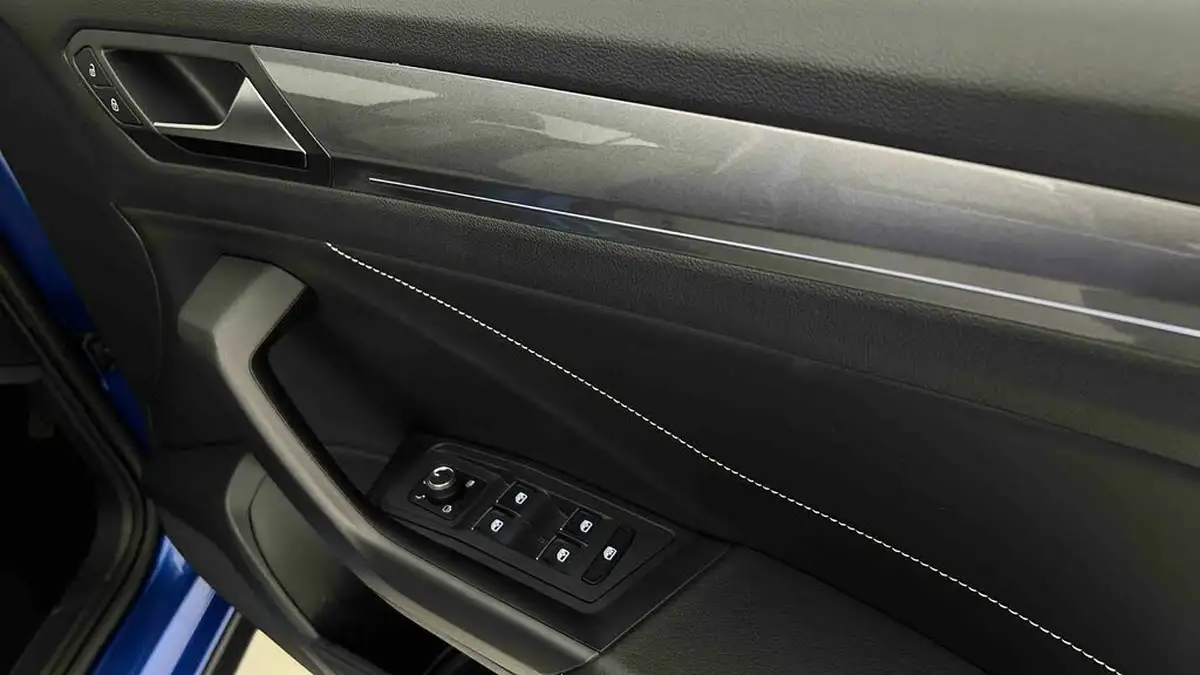 2022-volkswagen-t-roc-15-tsi-style-hatchback-5d-dsg-big-29