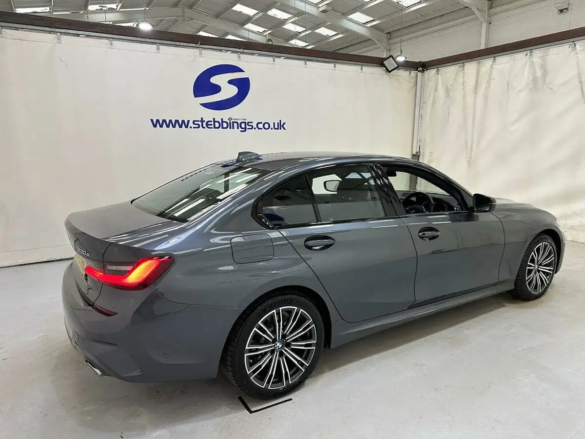 2020-bmw-3-series-20-330e-m-sport-saloon-4d-big-5