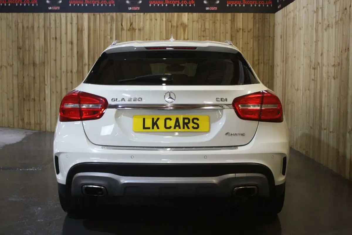 2014-mercedes-benz-gla-class-21cdi-amg-line-premium-package-170bhp-220-4matic-7g-dct-big-7