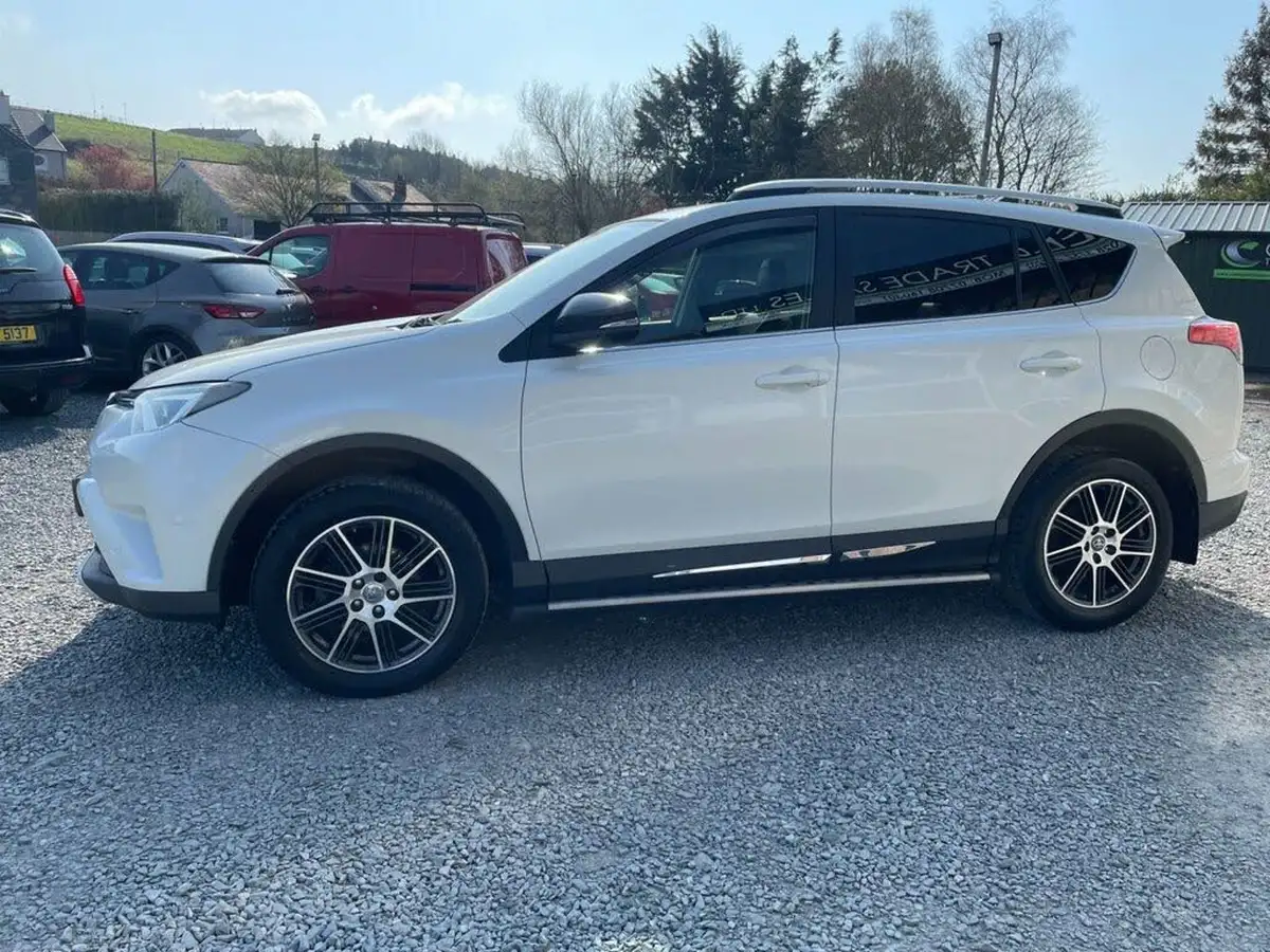 2016-toyota-rav4-20d-4d-excel-big-2