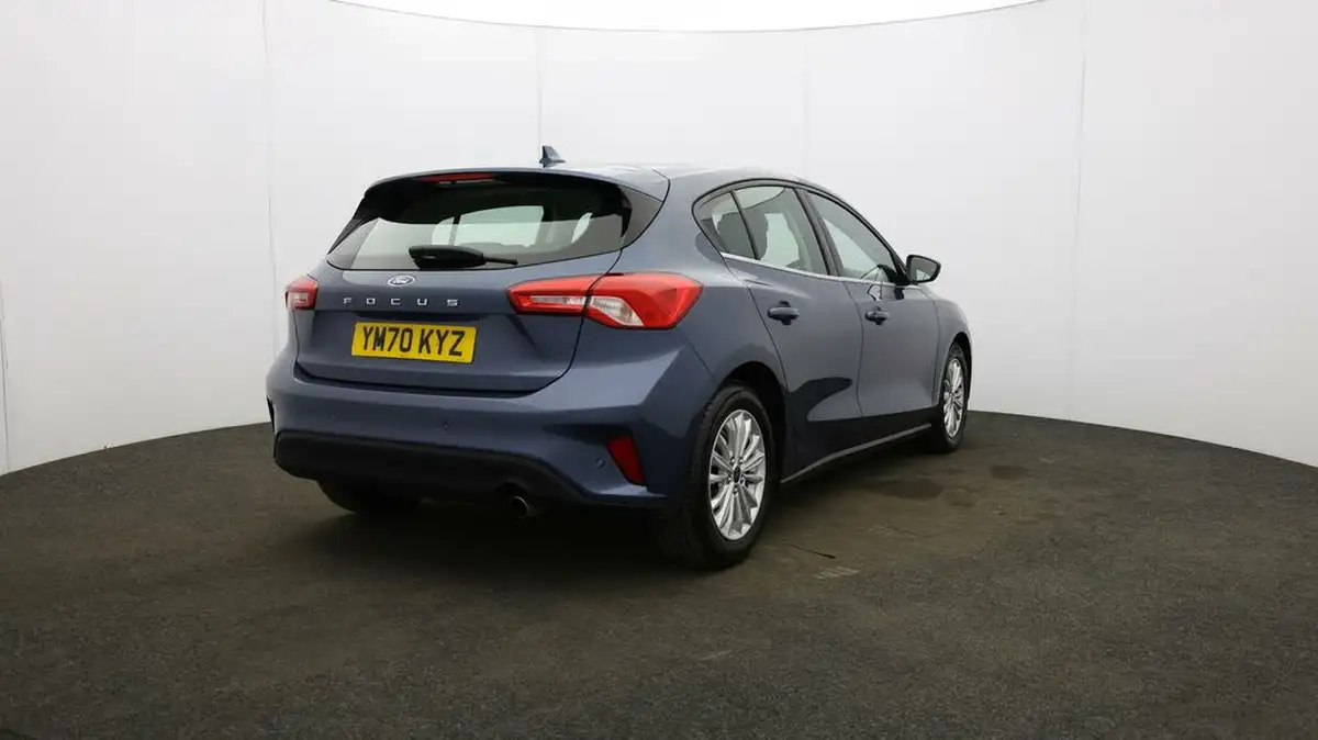 2021-ford-focus-15-titanium-edition-hatchback-big-53