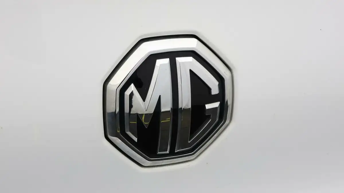 2022-mg-zs-suv-15-vti-tech-exclusive-big-19