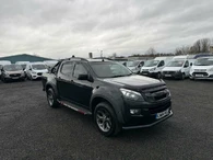 2015 Isuzu D-Max 2.5TD Venetian Red Blade