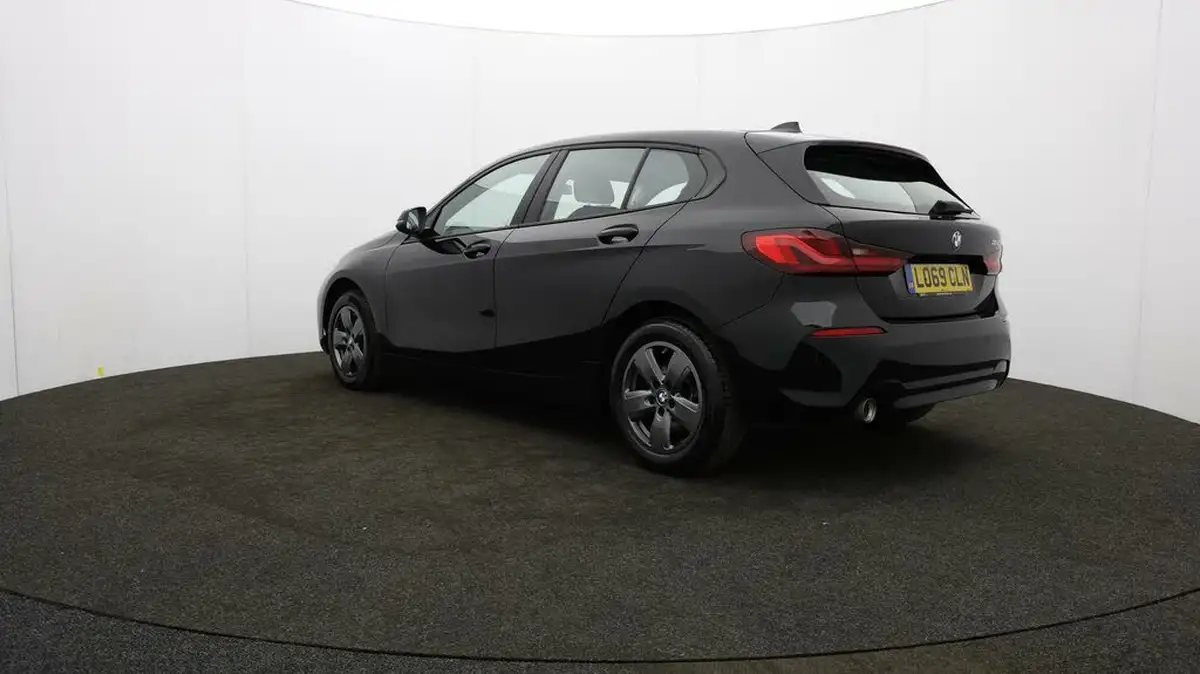 2019-bmw-1-series-15td-116d-se-114bhp-5d-big-4