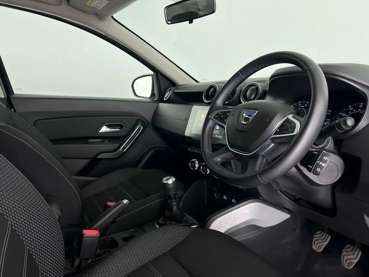 2022-dacia-duster-09-tce-prestige-big-14