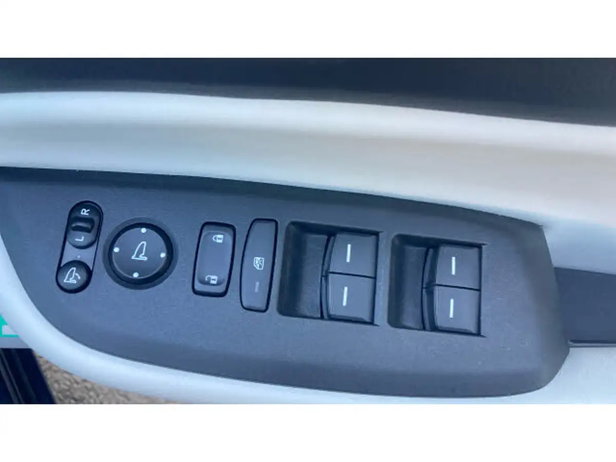 2021-honda-jazz-15-i-mmd-ex-107ps-big-21