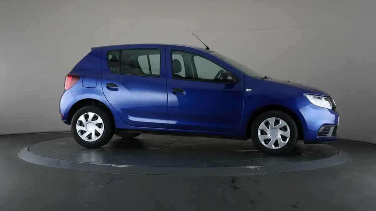 2020-dacia-sandero-10-sce-essential-big-53