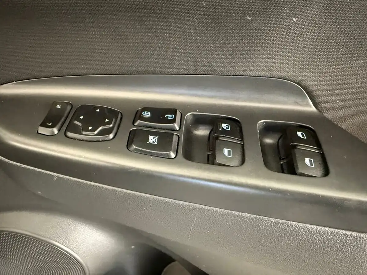 2022-hyundai-kona-10-t-gdi-se-connect-big-55