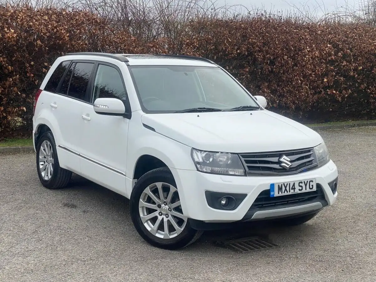 2014-suzuki-grand-vitara-24-sz5-big-0