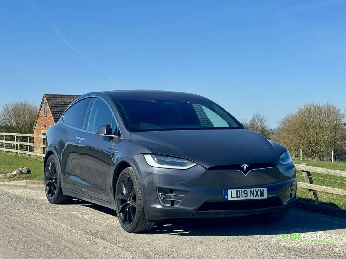 2019-tesla-model-x-e-100d-big-0