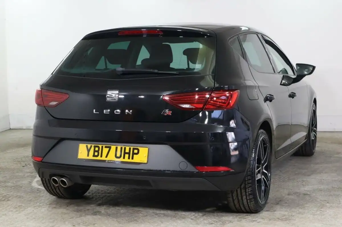 2017-seat-leon-20tdi-fr-technology-184ps-hatchback-5d-dsg-big-3
