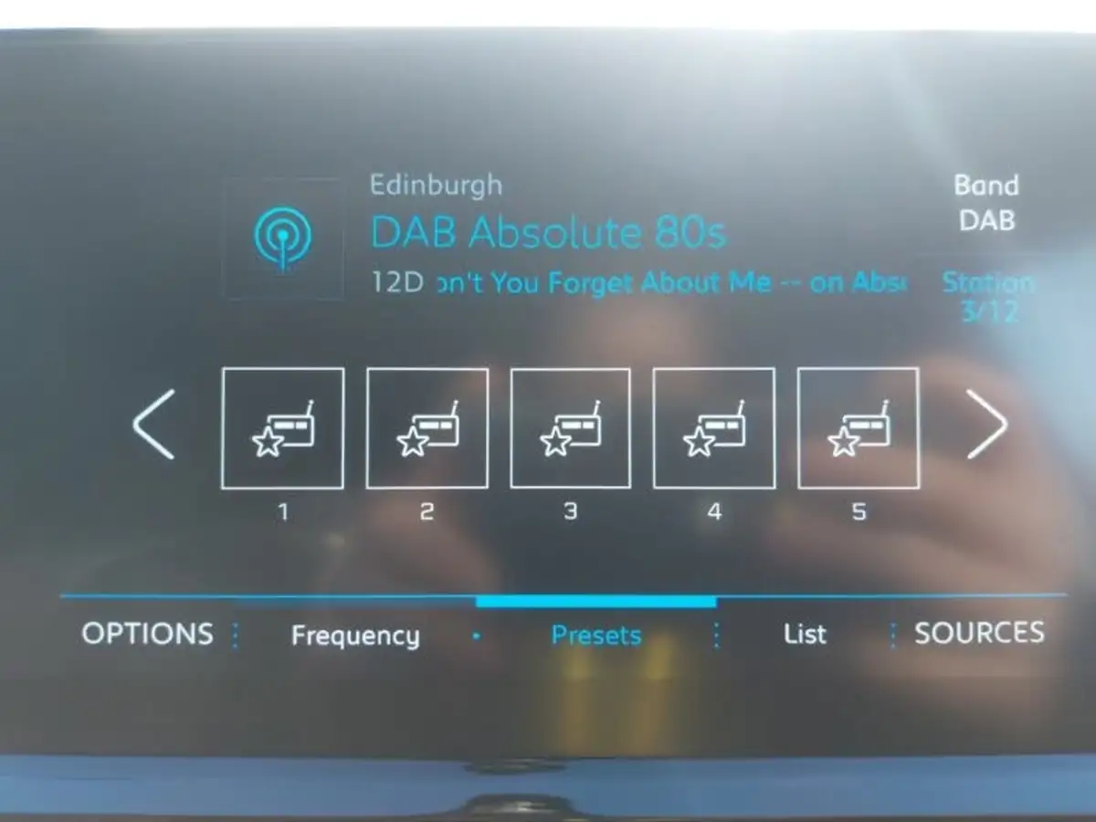 2023-peugeot-5008-suv-15-bluehdi-allure-130ps-eat8-big-10