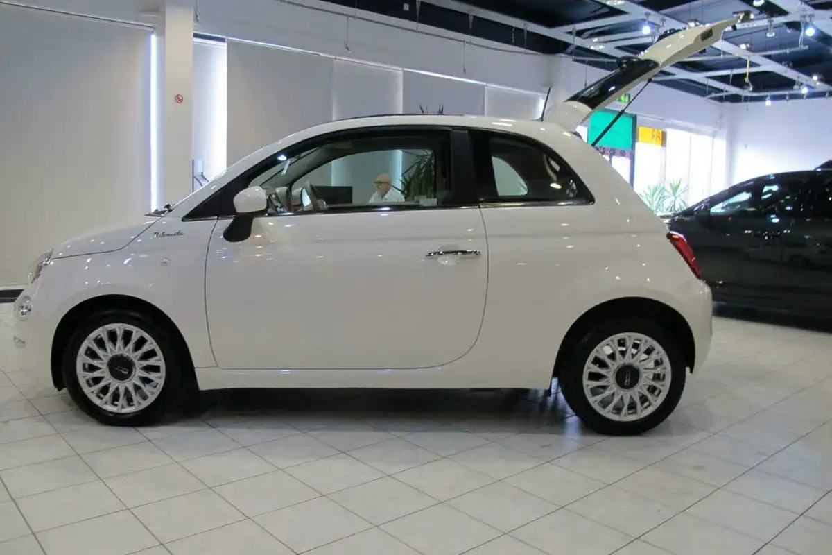 2021-fiat-500-10-dolcevita-big-52