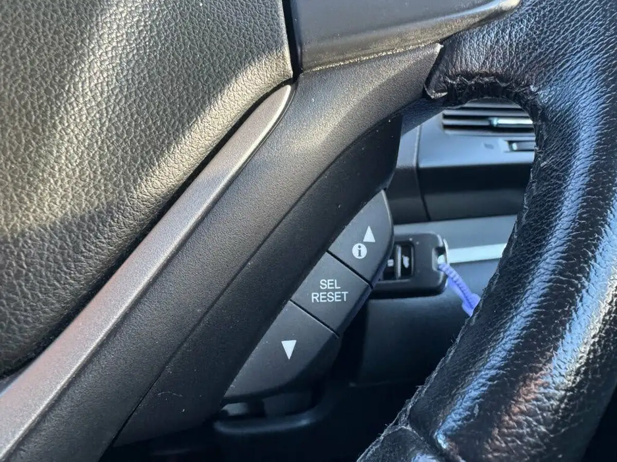 2015-honda-cr-v-22-i-dtec-se-t-auto-big-44