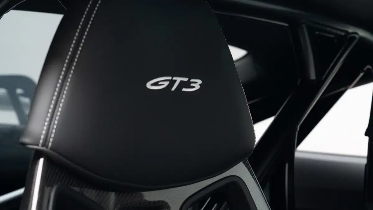 2023-porsche-911-40-gt3-pdk-big-17