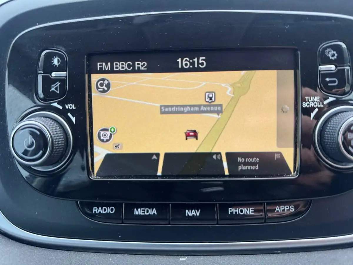 2015-fiat-500x-14-cross-plus-multiair-ii-140bhp-big-26