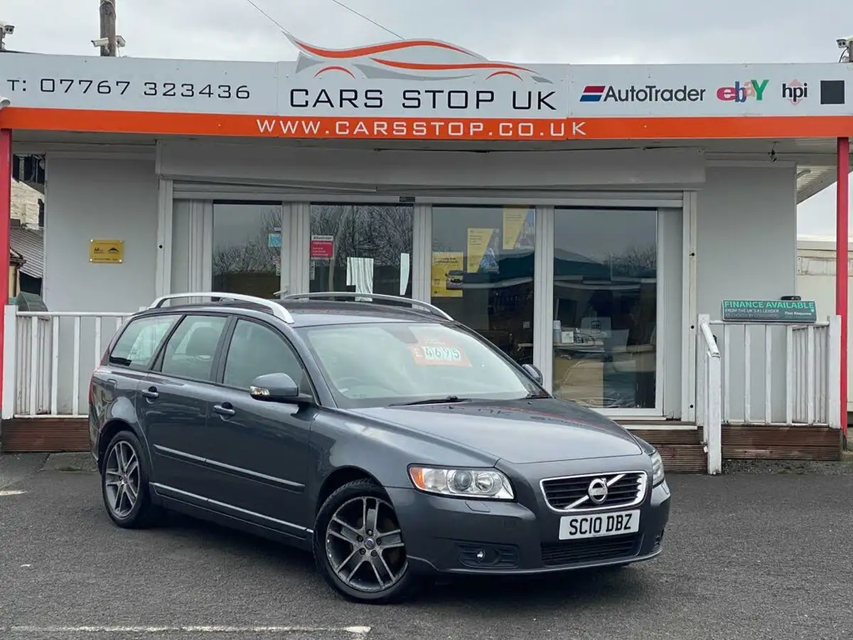 2010-volvo-v50-16td-drive-se-lux-109ps-ss-big-5